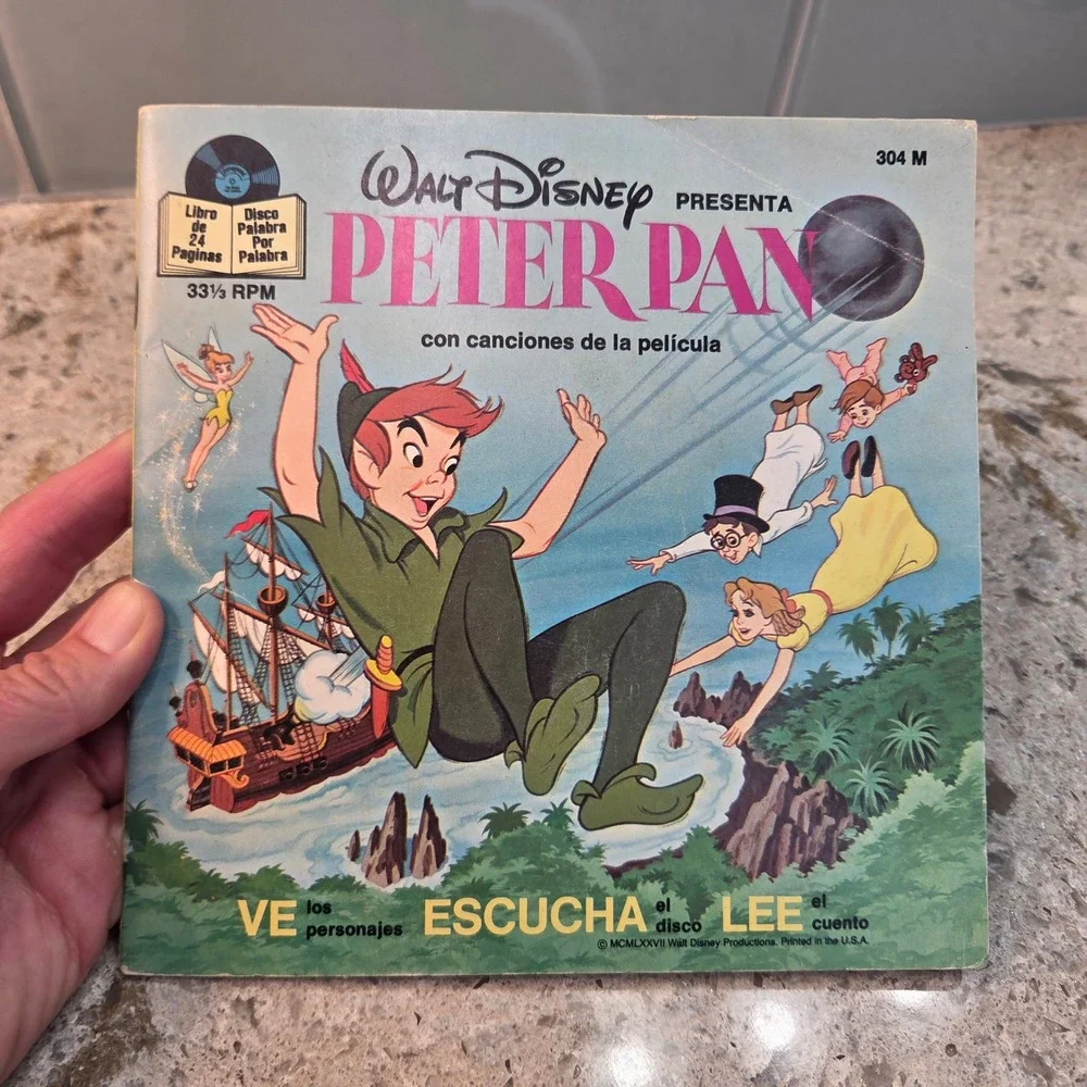 Vintage Disney Peter Pan Spanish Read-Along Book and Record 304 M Disneylandia